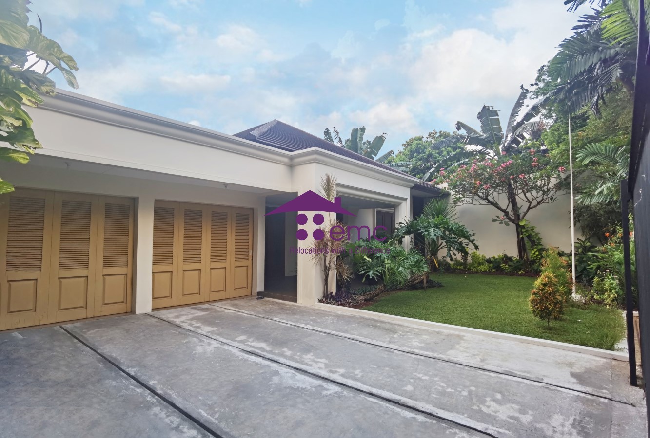 Single Story House EMC RelocationsHouse